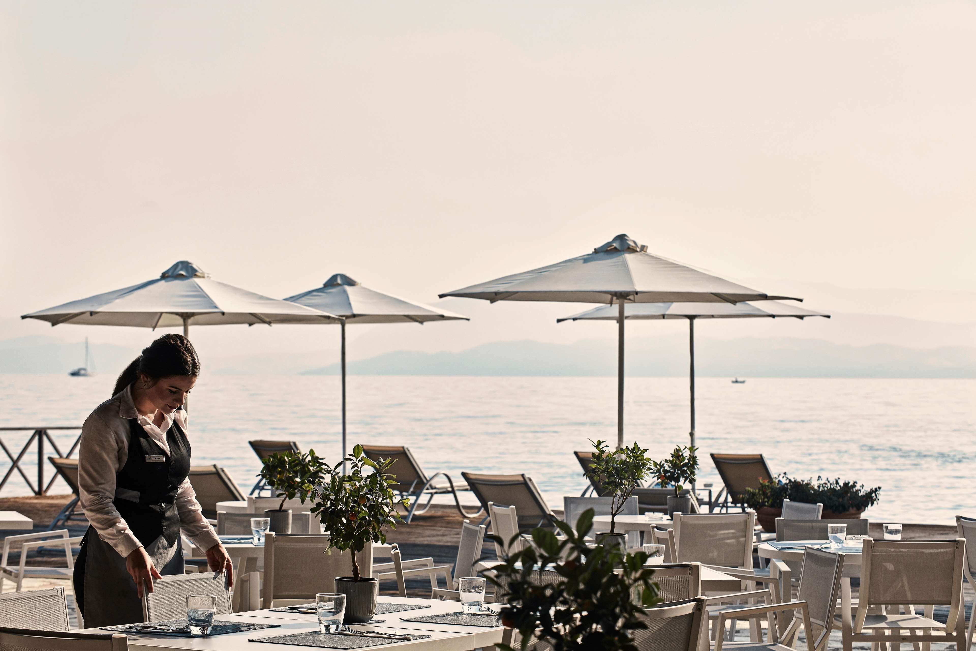 4 restaurants servant le petit déjeuner, le déjeuner et le dîner