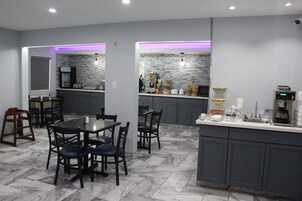 Café da manhã continental grátis todos os dias