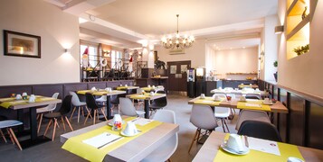 Daily buffet breakfast (EUR 22 per person)