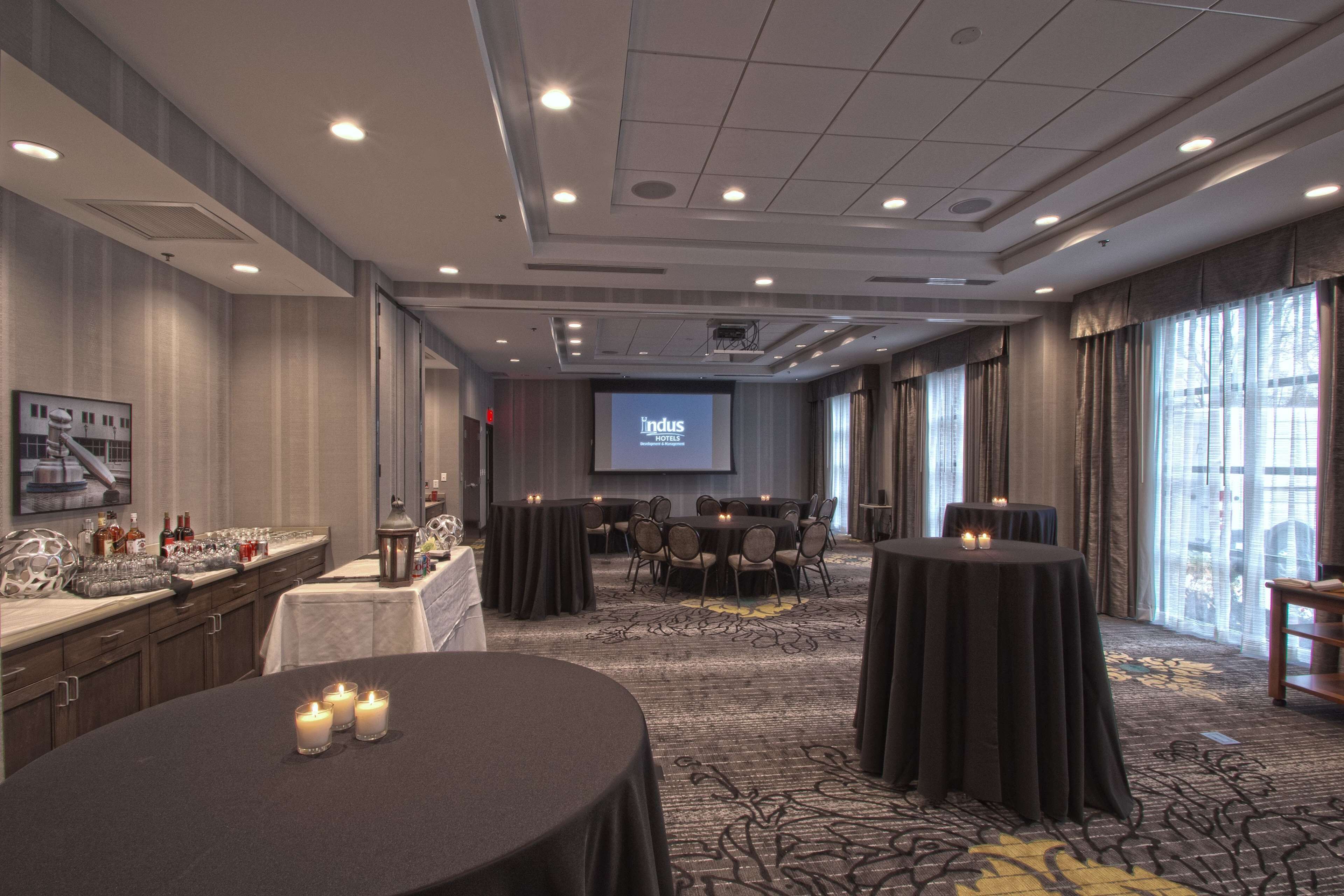 Photo - Hampton Inn & Suites Columbus/University Area