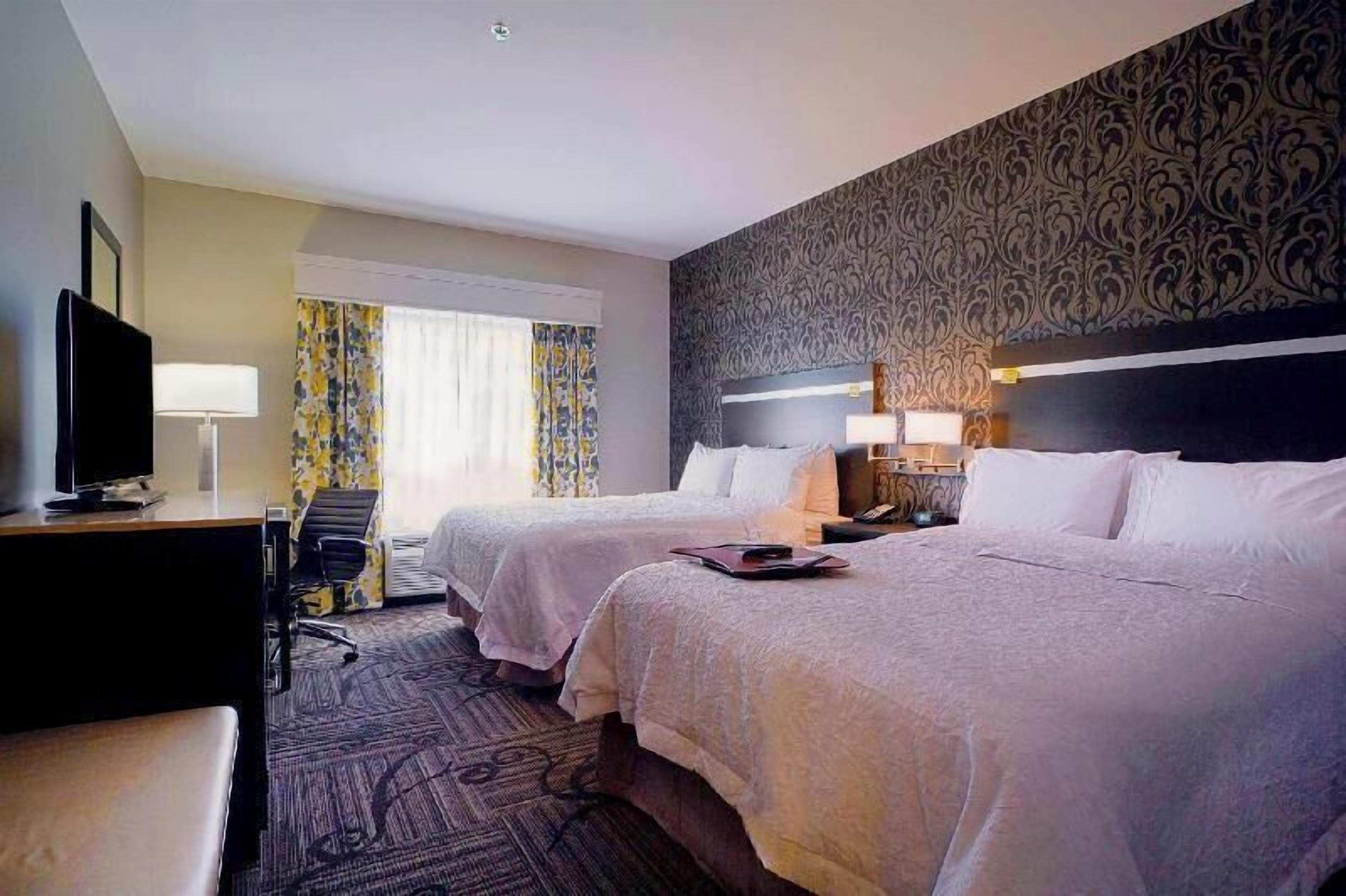 Een kluis op de kamer, gratis babybedden, gratis wifi, beddengoed