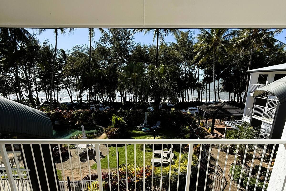 1 Bedroom Oceanfront | Parveke