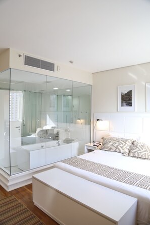 Phòng Suite Grand | Phòng tắm | Đồ dùng nhà tắm miễn phí, máy sấy tóc, khăn tắm 