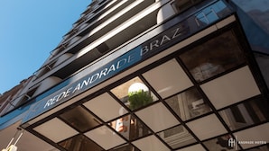 Exterior - Rede Andrade Braz (Curitiba)