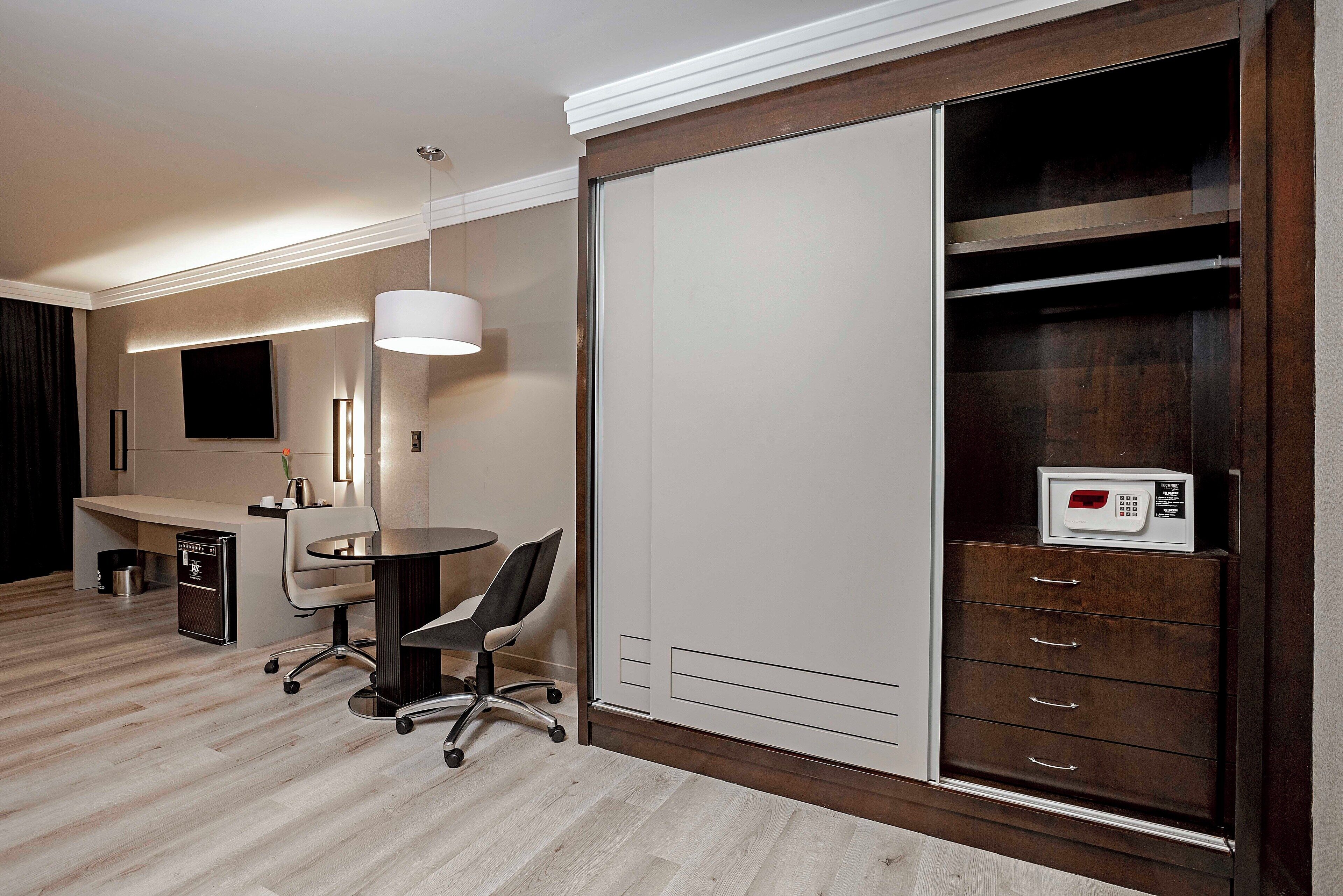 comfort double room | 1 bedroom, minibar, in-room safe, laptop workspace