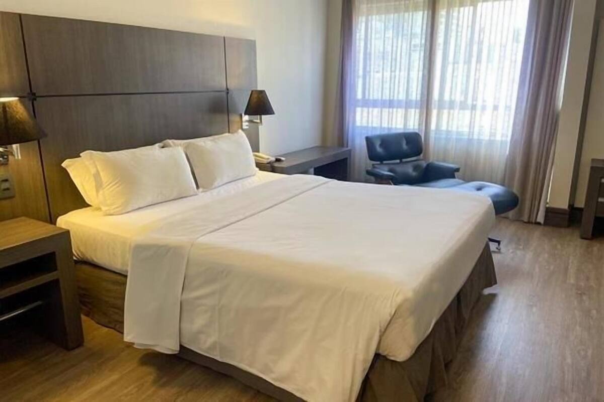 1 chambre, minibar, coffre-fort, bureau