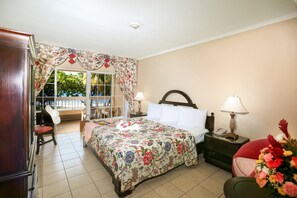 In-room safe, individually decorated, individually furnished, desk