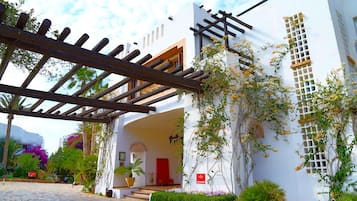 Façade de lâhĂ©bergement