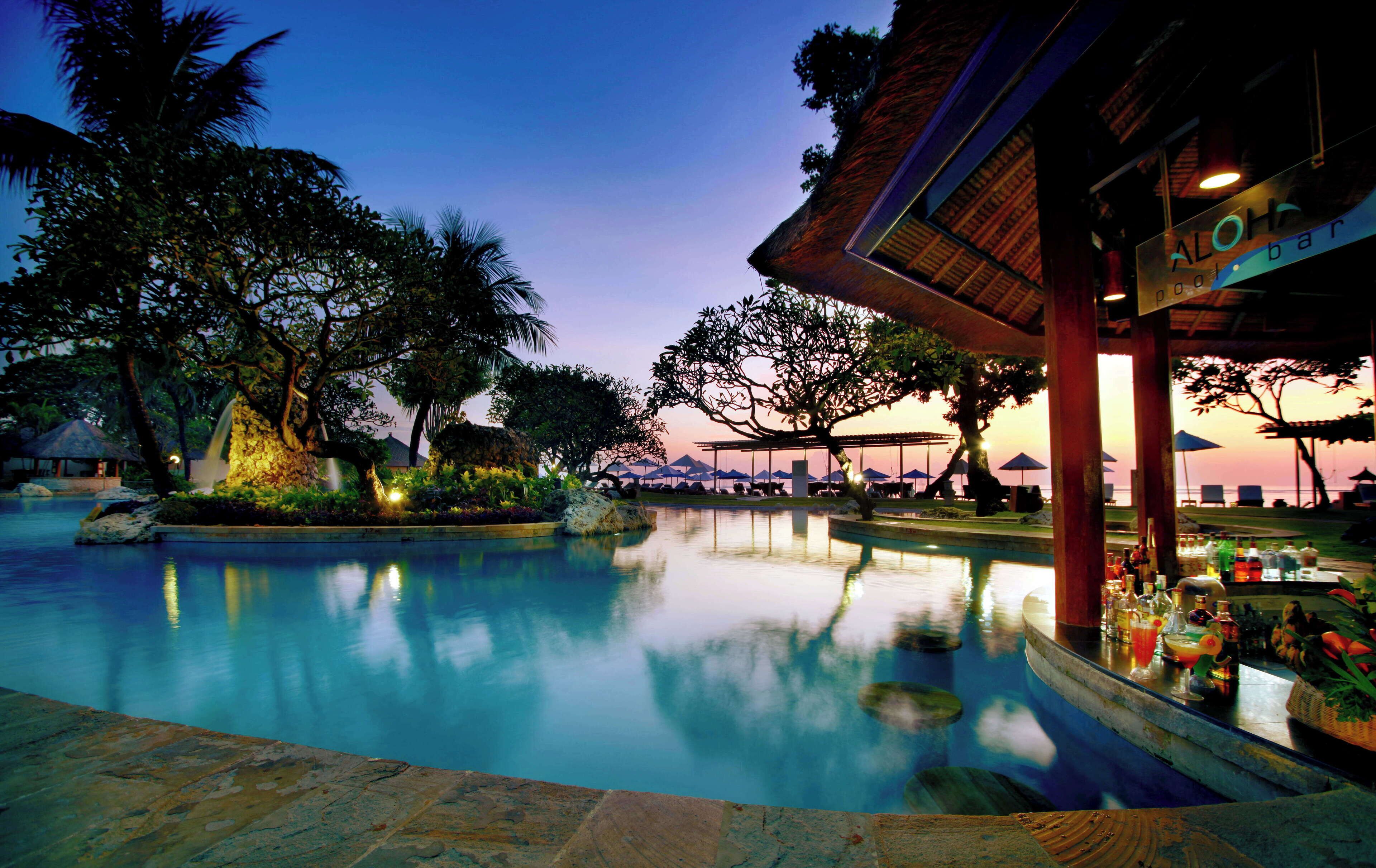 outdoor pool, pool umbrellas, pool loungers