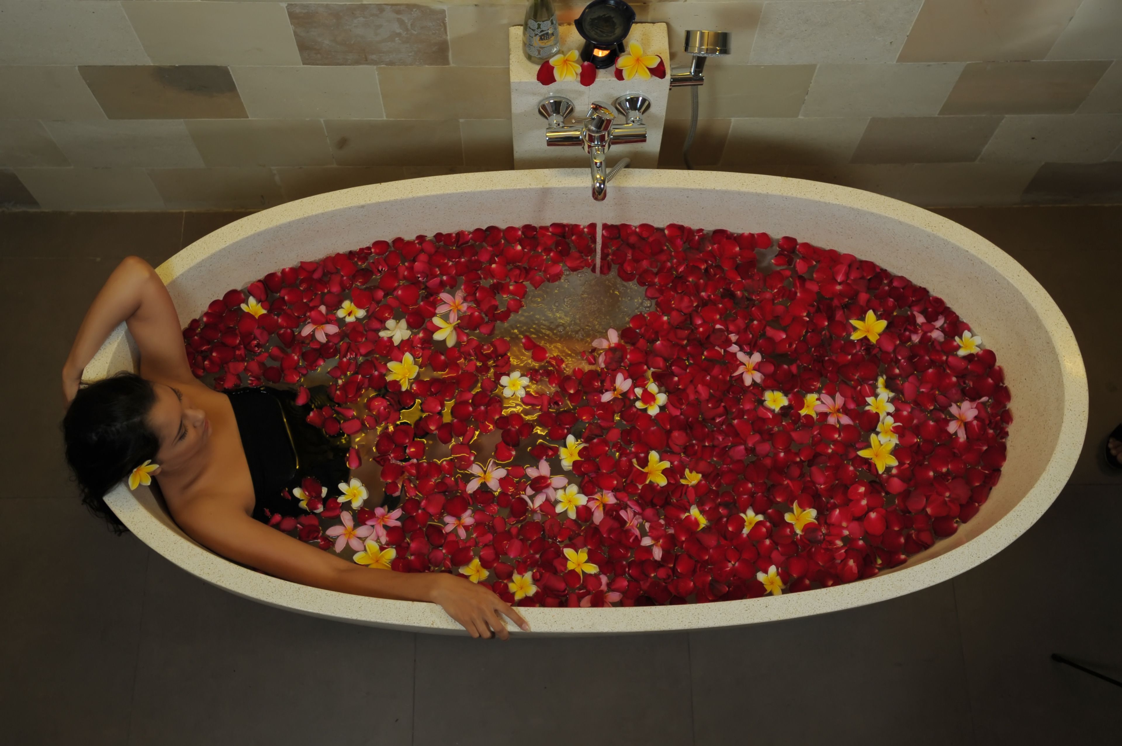 Massage/treatment rooms