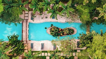 Udendørs pool, liggestole