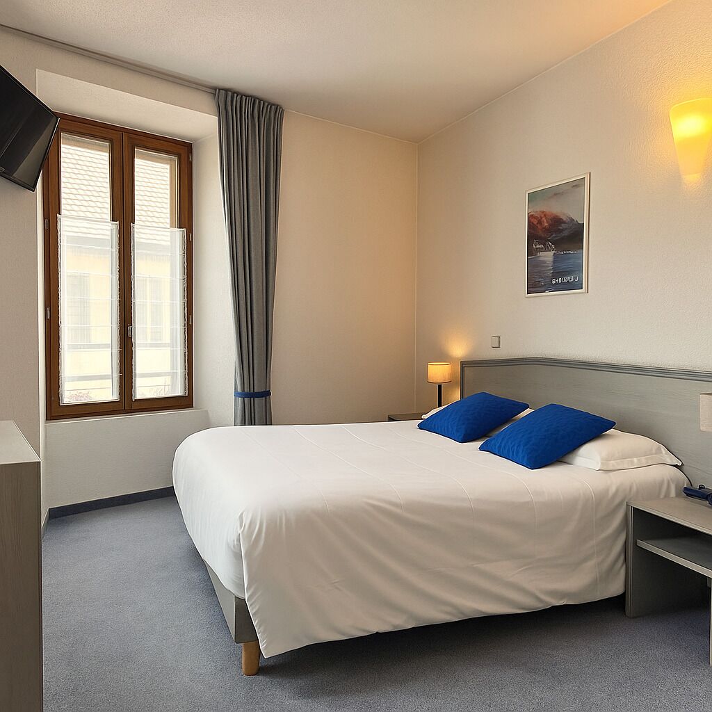 standard double room | in-room safe, desk, soundproofing, iron/ironing board