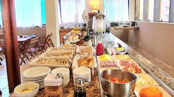 Petit déjeuner buffet compris tous les jours