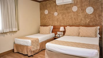 Chambre Triple Standard (Acesso via escada)