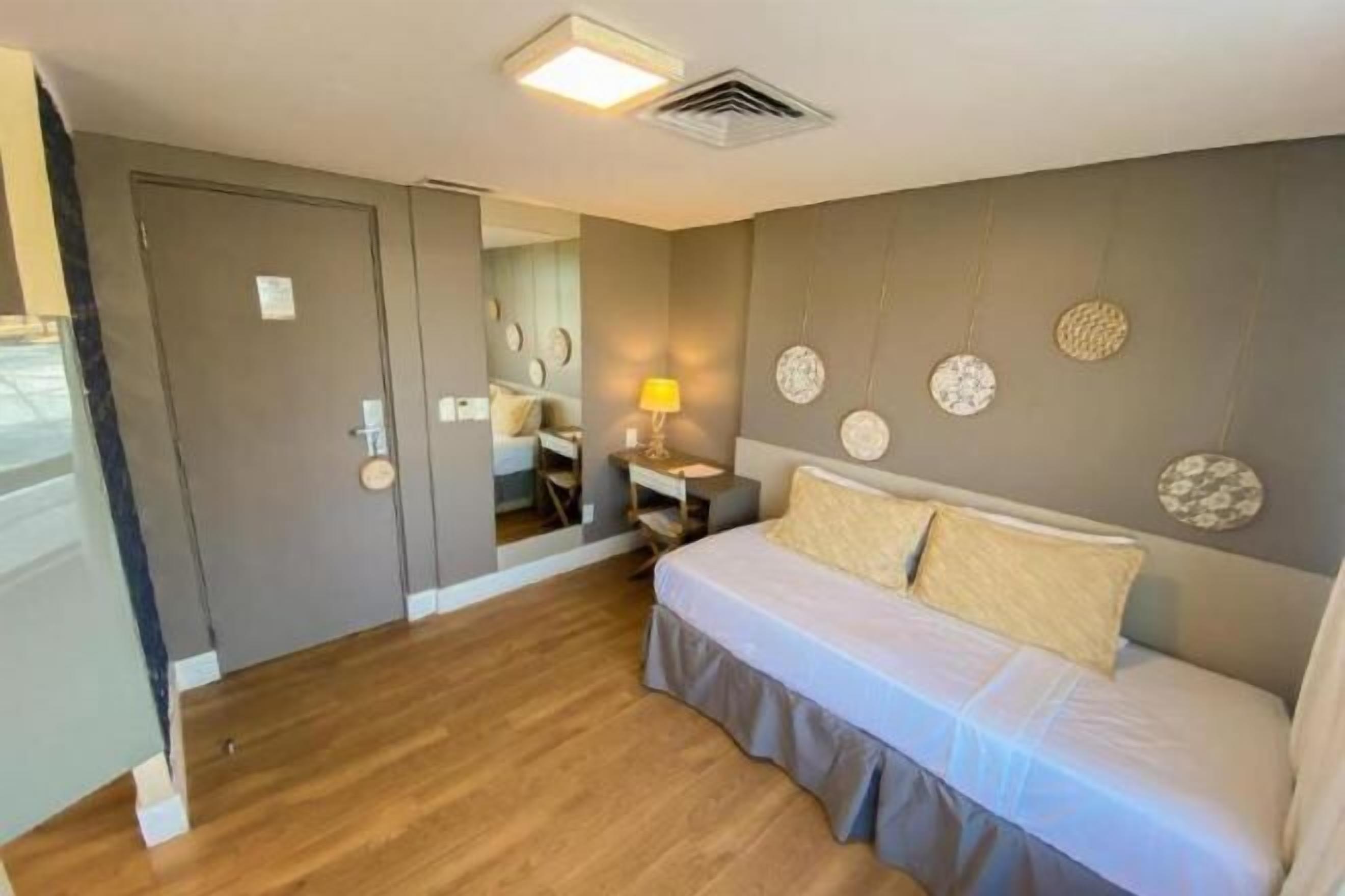 Minibar, in-room safe, desk, blackout drapes