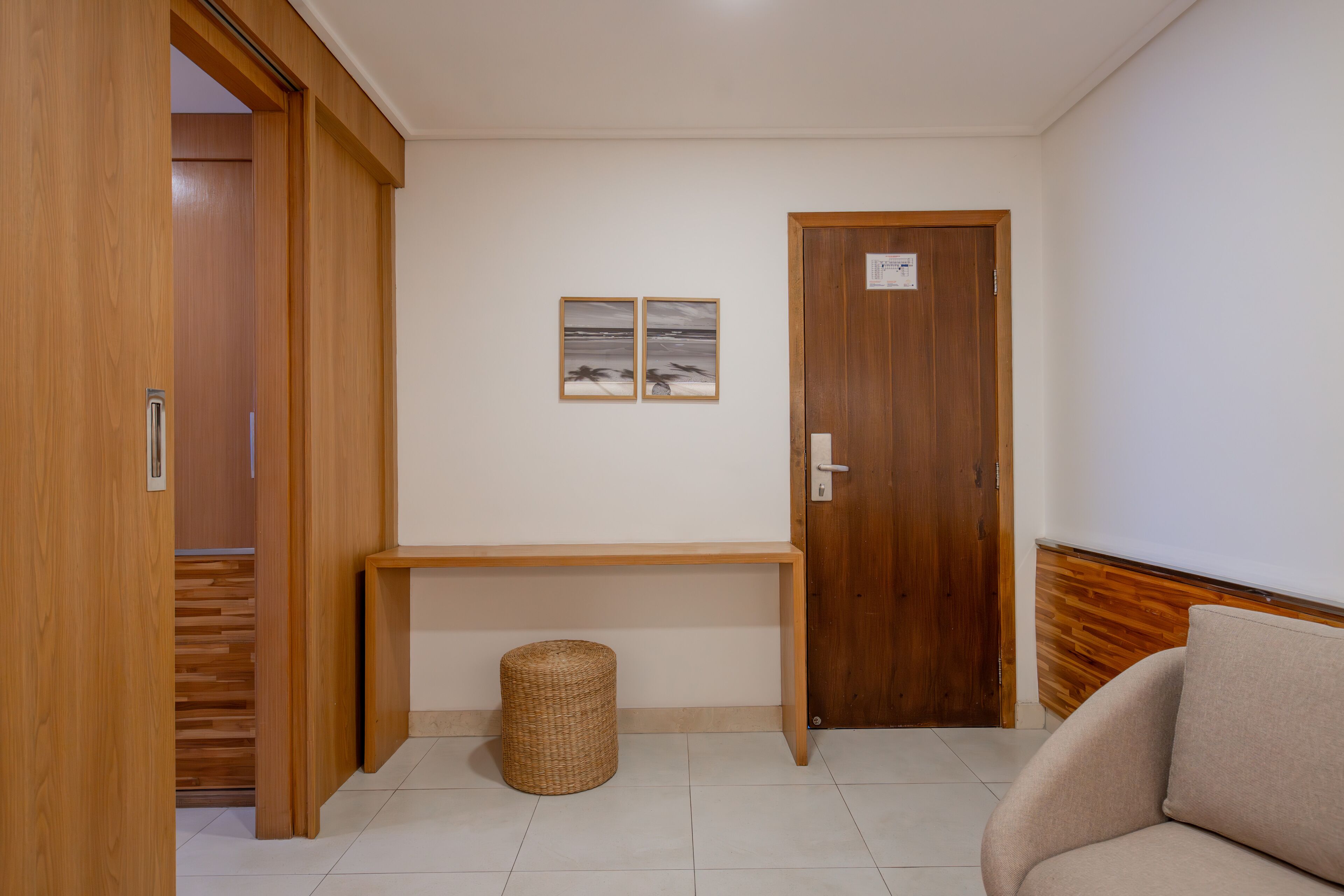 minibar, in-room safe, desk, laptop workspace