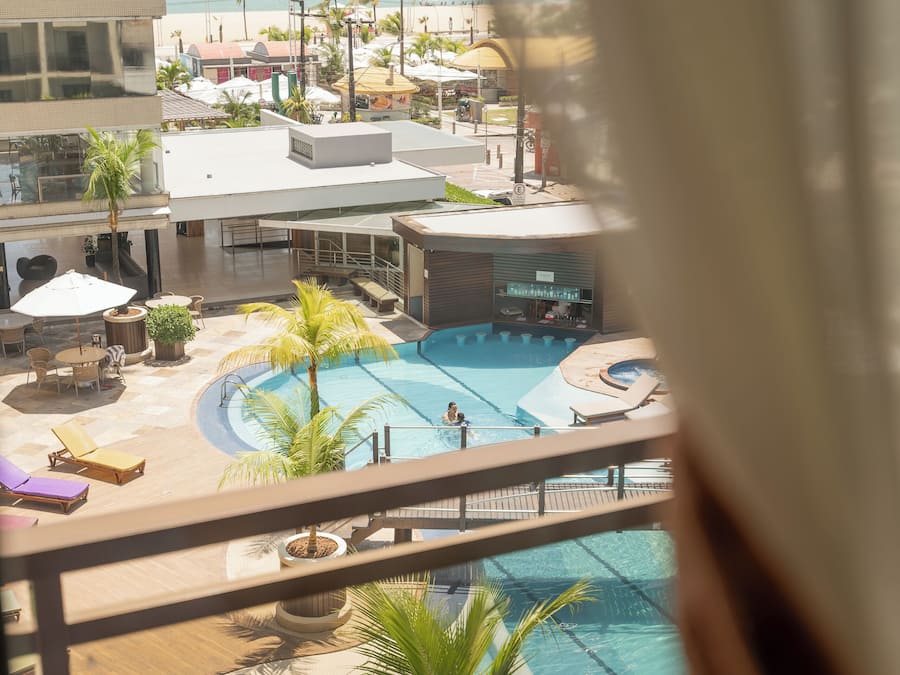 Quarto casal ou duplo, vista para a piscina | Vista do quarto