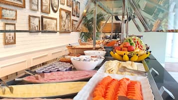 Free daily full breakfast
