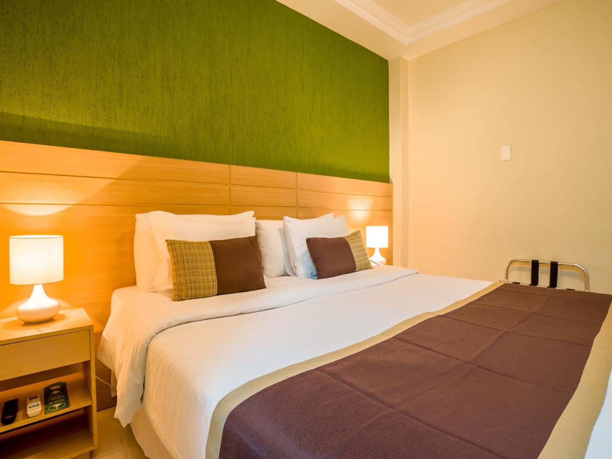 minibar, in-room safe, desk, soundproofing