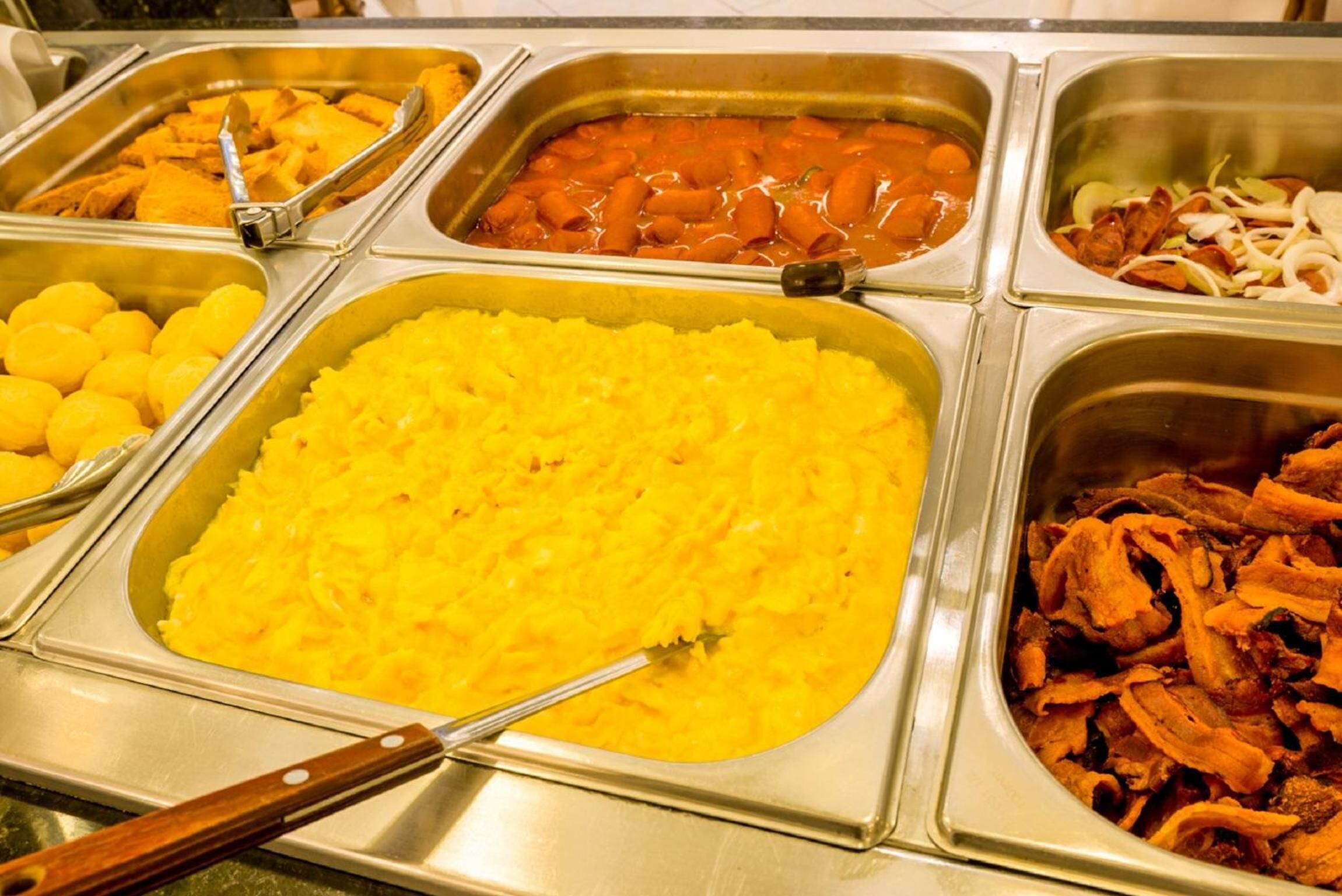 lunch and dinner served, brazilian cuisine