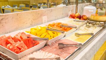 Free daily self-service breakfast