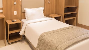 Quarto duplo standard | Frigobar, cofres nos quartos, cortinas blackout, Wi-Fi de cortesia