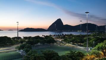 Superior Vista Pao de Acucar Twin | Strand-/havudsigt