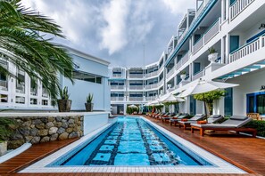 2 outdoor pools, pool umbrellas, sun loungers - Andaman Seaview Hotel (Karon)