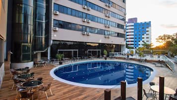 Piscina externa