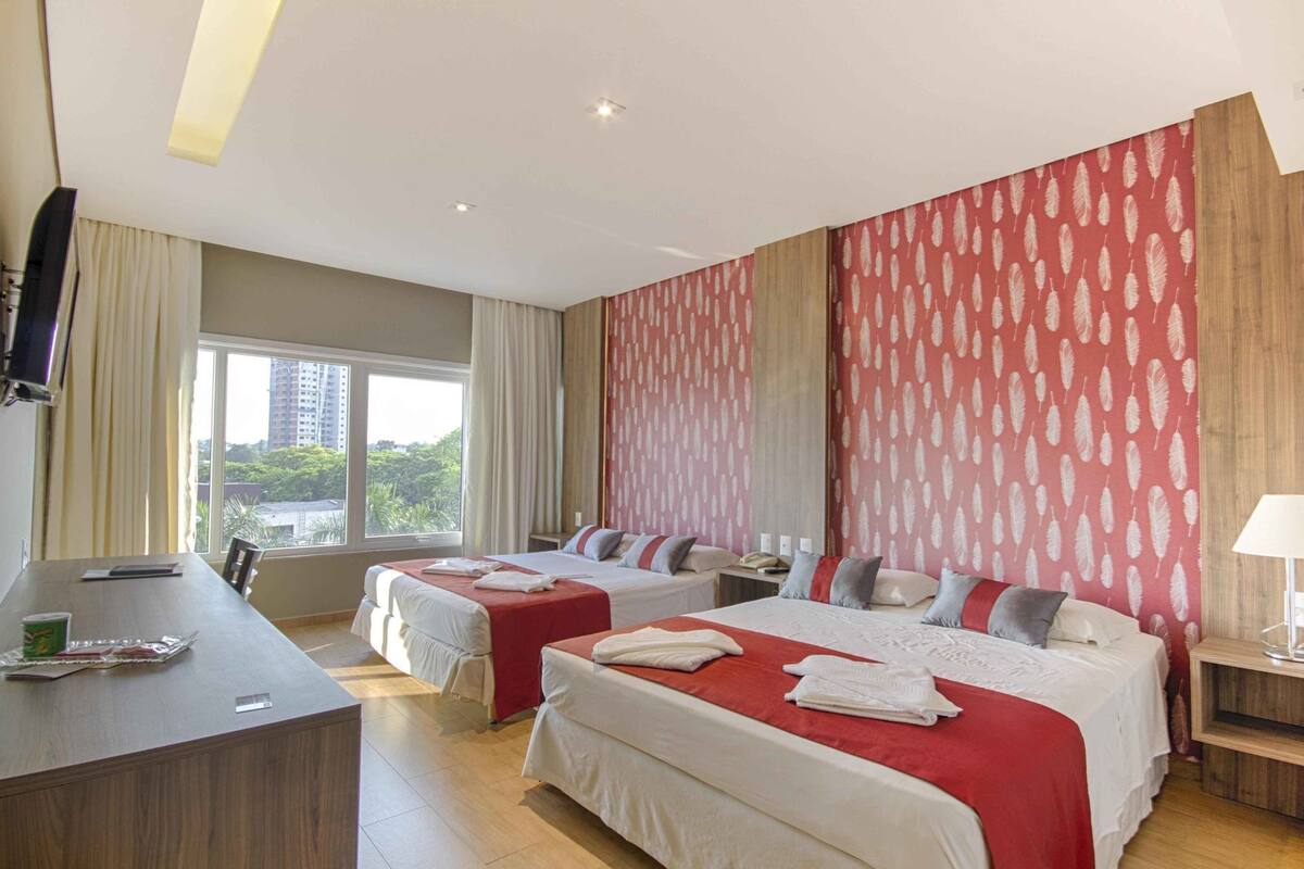 Minibar, in-room safe, soundproofing, free WiFi