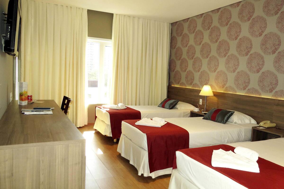 Minibar, in-room safe, soundproofing, free WiFi