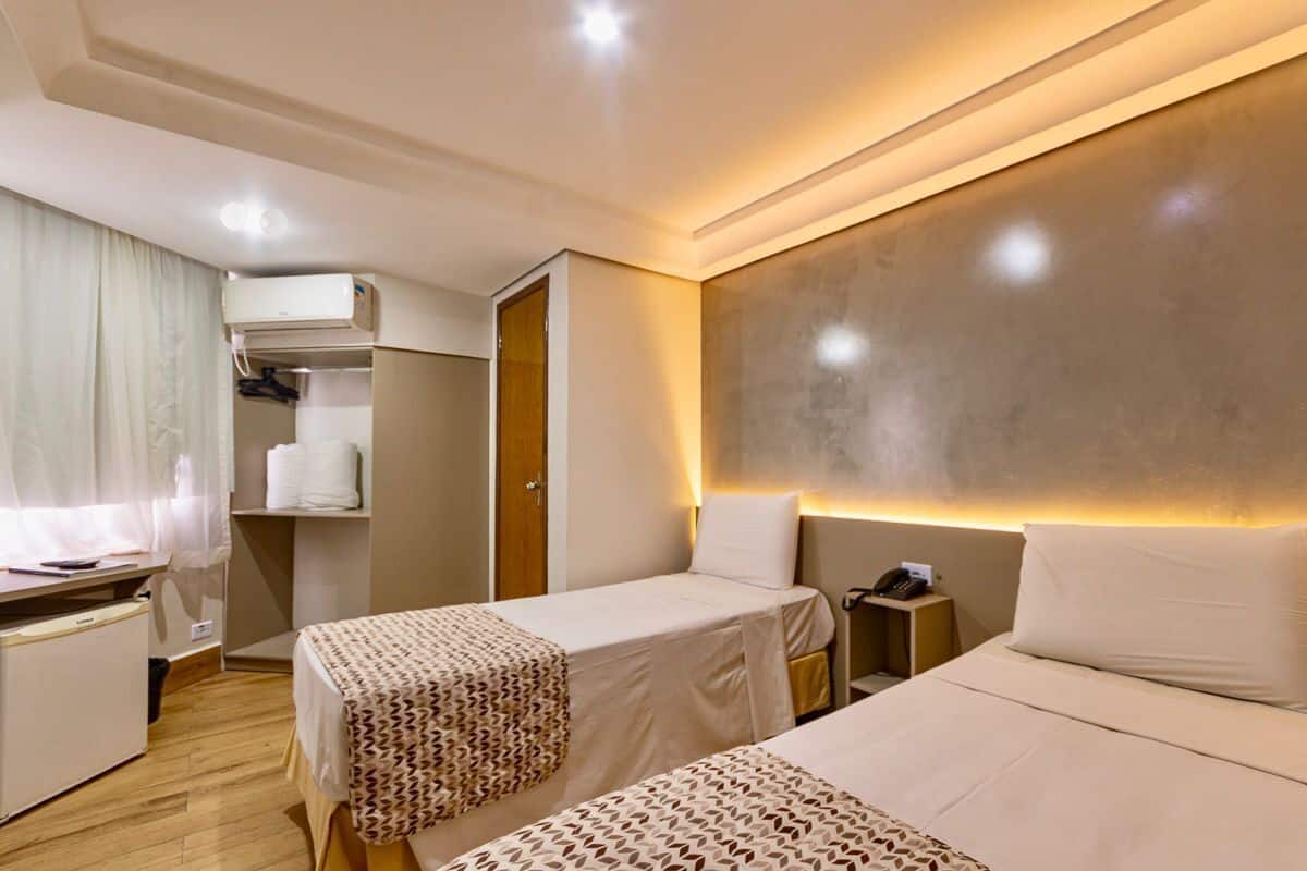 Quarto duplo Solteiro