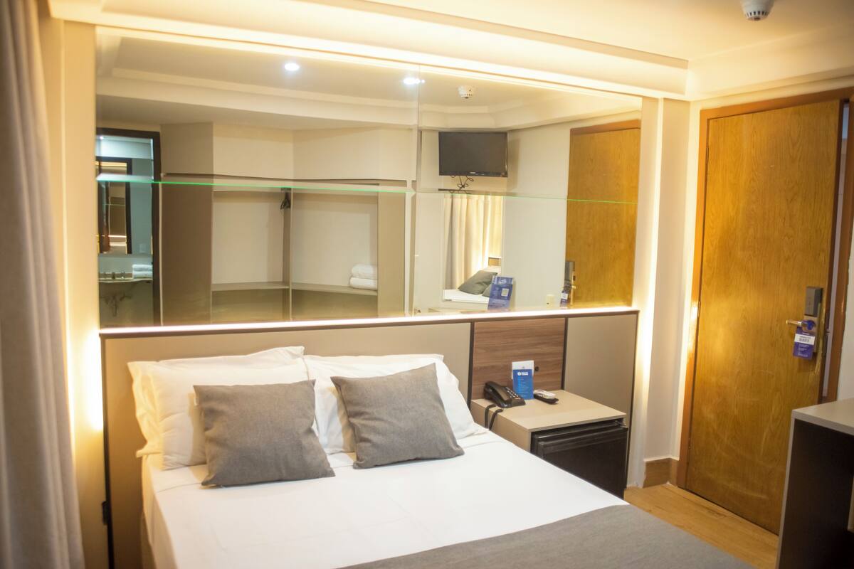 Hypoallergeen beddengoed, een minibar, gratis wifi, beddengoed