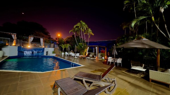 Außenpool, geöffnet von 10:30 Uhr bis 21:00 Uhr, Cabañas (kostenlos)