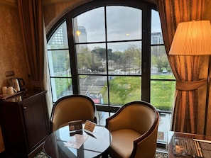 Premium bedding, pillowtop beds, minibar, in-room safe