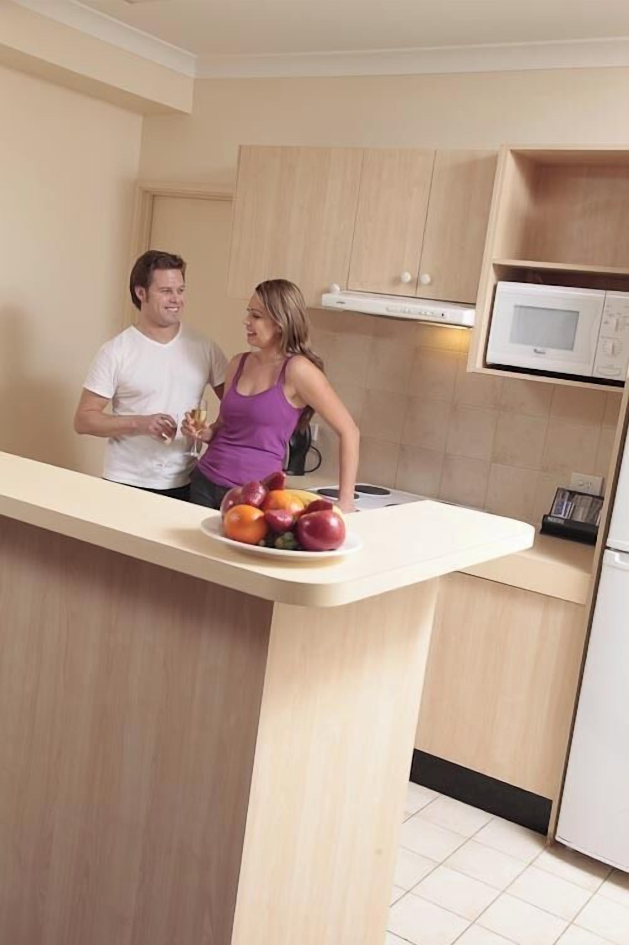 Full-size fridge, microwave, stovetop, coffee/tea maker