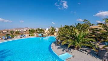 Outdoor pool, pool umbrellas, pool loungers