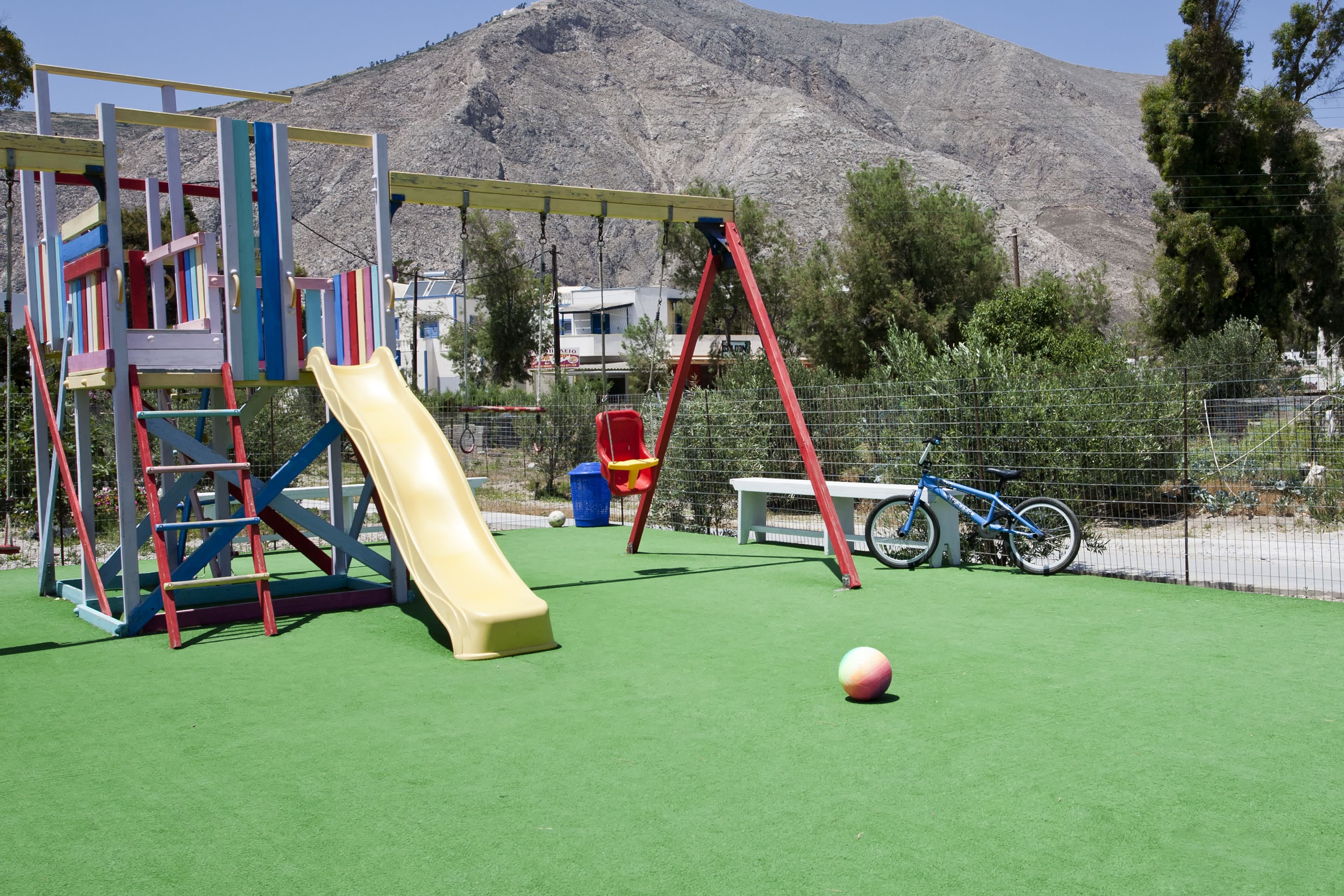 children’s play area – outdoor