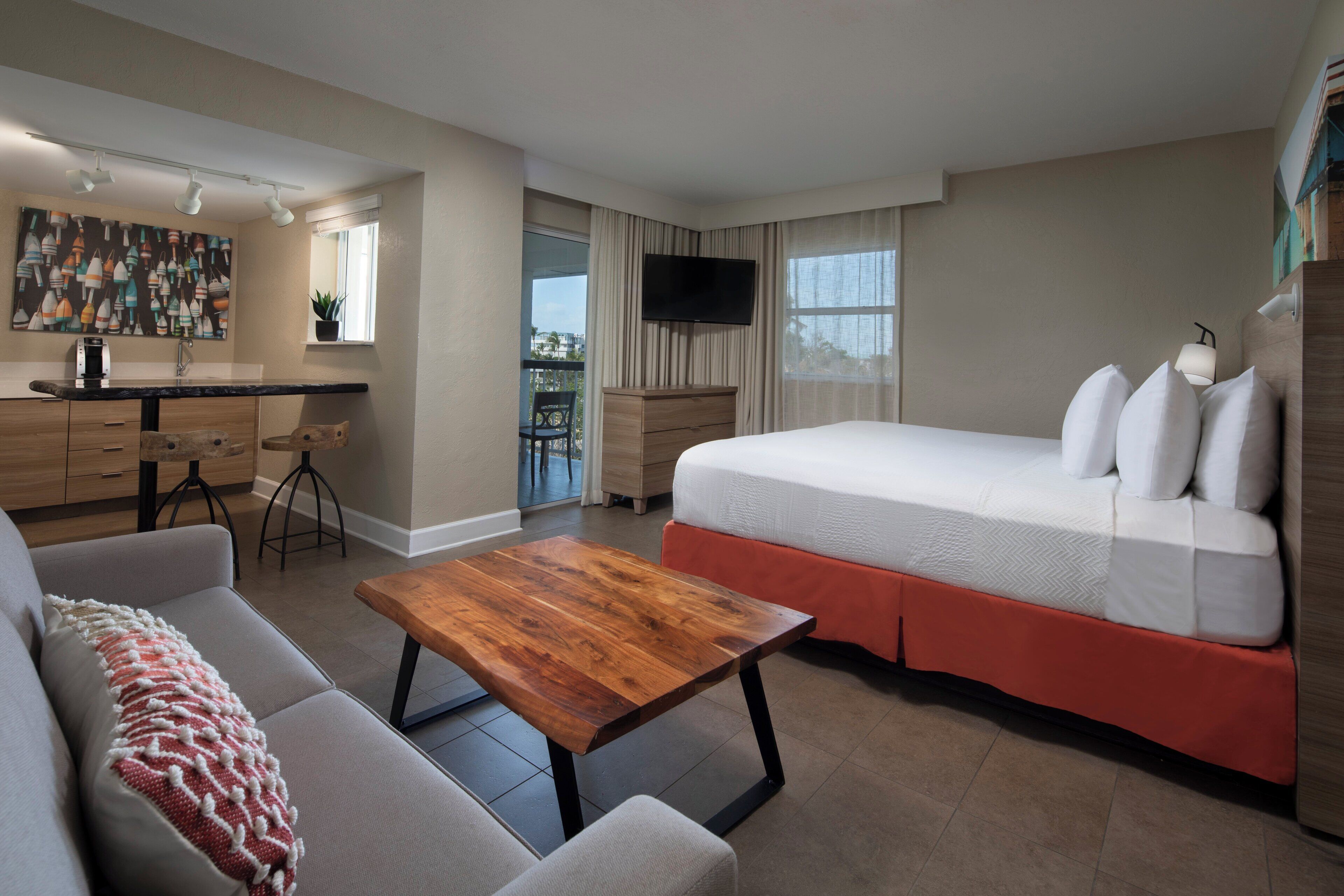 in-room safe, individually decorated, individually furnished, desk