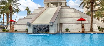 Hilton Vacation Club Cancun Resort Las Vegas