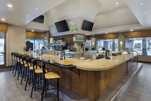Bar (en la propiedad)