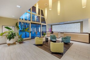 Lobby sitting area - Hilton Vacation Club Cancun Resort Las Vegas (Las Vegas)