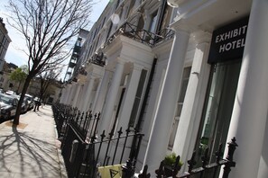 Property entrance - Exhibition Court Hotel 4 (London)