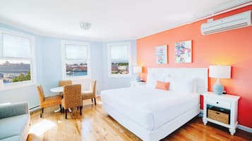 Premium Room, 1 King Bed, Harbour View | 1 bedroom, blackout curtains, iron/ironing board (on request), free WiFi