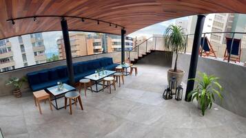 TV 21 polegadas com canais a cabo