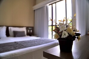 Quarto superluxo | Frigobar, cofres nos quartos, berços grátis