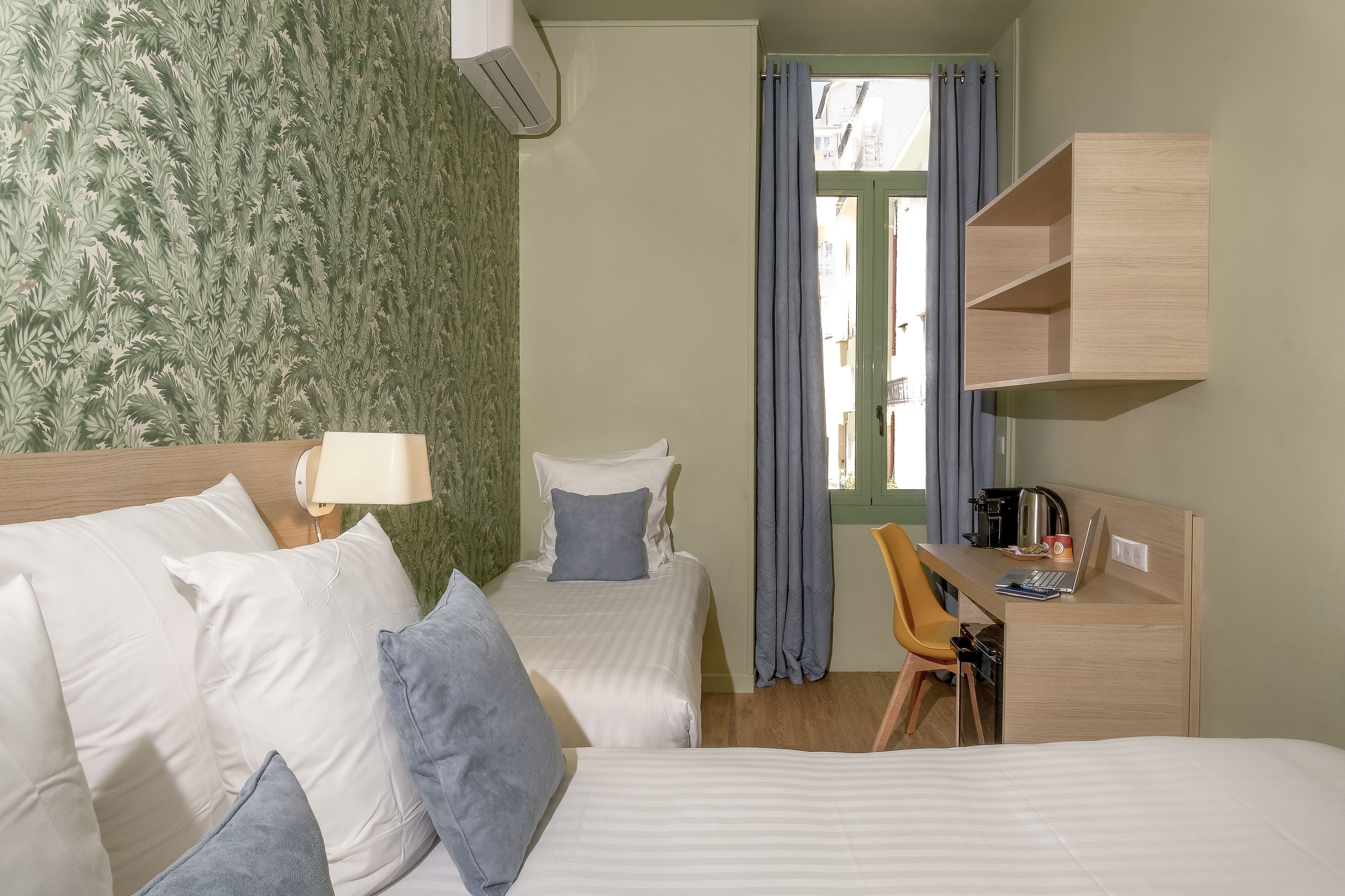 Photo - Hôtel Du Centre, un hôtel AMMI