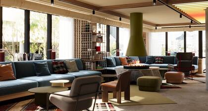 Moxy Annecy