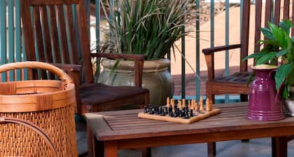 Sonoma Creek Inn