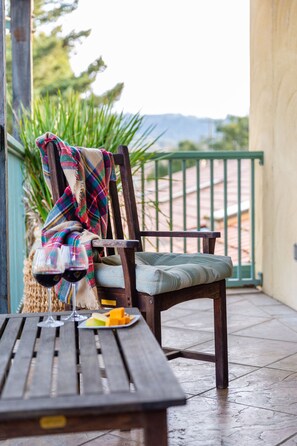 Terrace/patio - Sonoma Creek Inn (Sonoma)